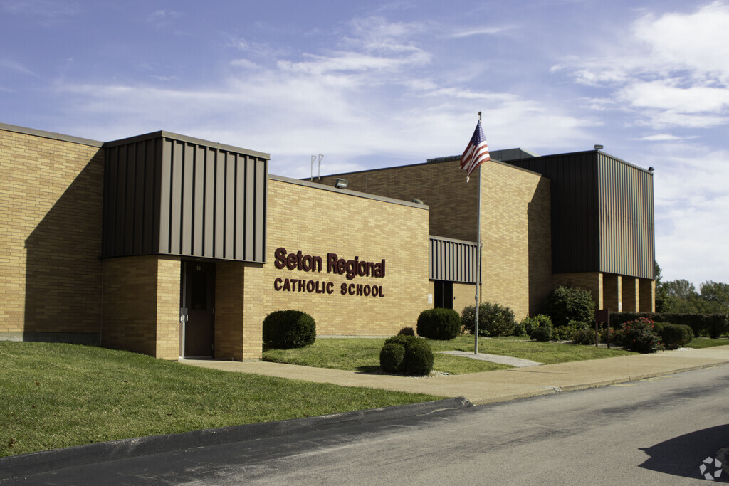 Seton Regional Catholic School provides education in the neighborhood of 
Saint Charles.