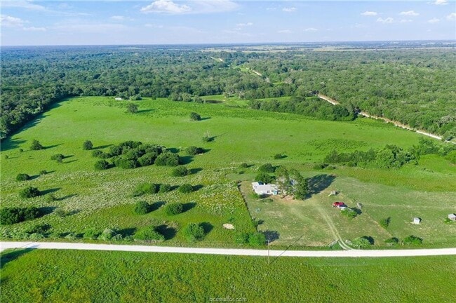 9776 Calhoun Rd, Bryan, TX 77808 - photo 4