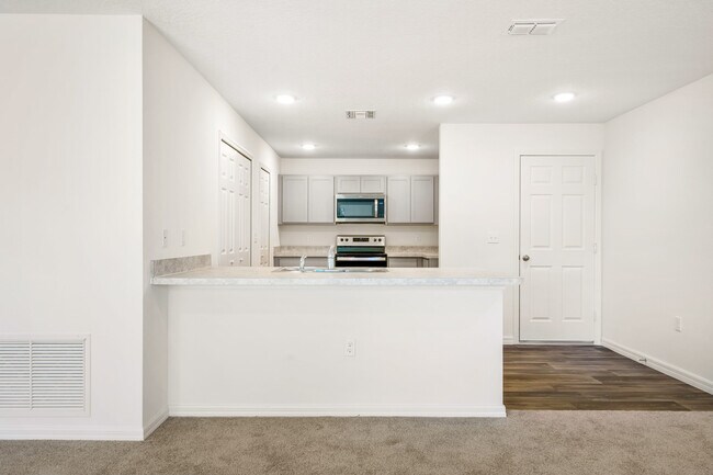 3829 Caesar Rd, North Port, FL 34288 - photo 5