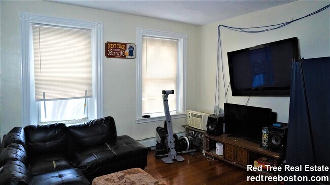 9 Fulkerson St unit 3, Cambridge, MA 02141 - photo 3
