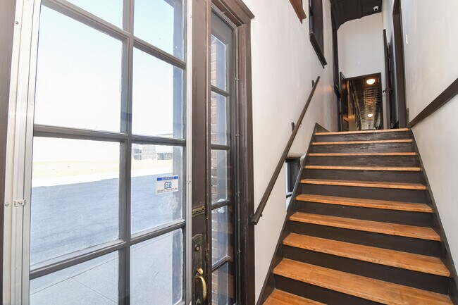 36 W Main St unit 201, Marshalltown, IA 50158 - photo 6