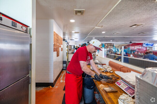 Savor the mouthwatering flavors of BBQ at Eric's Family Barbecue in Rancho Santa Fe.