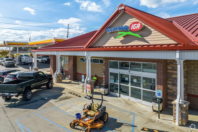 Crossroads IGA is a cornerstone for shopping in Yarnallton.