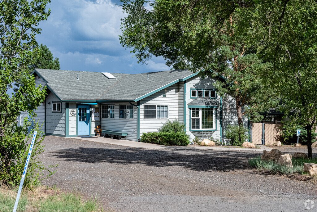 Students and teachers love the home atmosphere of Foresight Learning Center in Flagstaff.