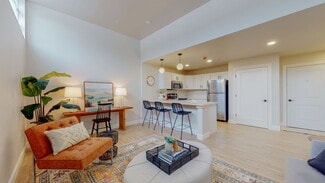 39 Columbia St, Albany, NY 12207