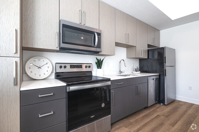 1BA - 598SF - Kitchen