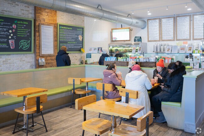 Green Life in Mamaroneck Town is perfect for a healthy meal.