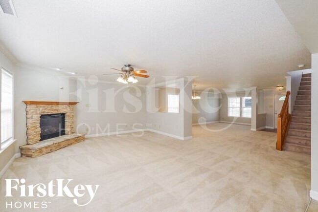 861 Southern Pines Dr, Whiteland, IN 46184 - photo 5