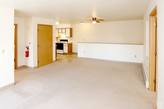 Otter Creek Apartments, Eau Claire, WI 54701 - photo 6