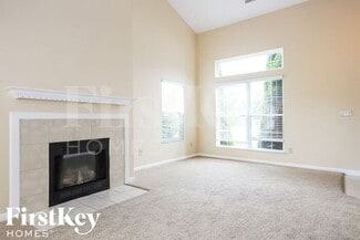 7228 Village Oaks Dr, Avon, IN 46123