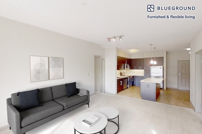 5200 Iron Horse Pkwy unit FL5-ID10552A, Dublin, CA 94568 - photo 2