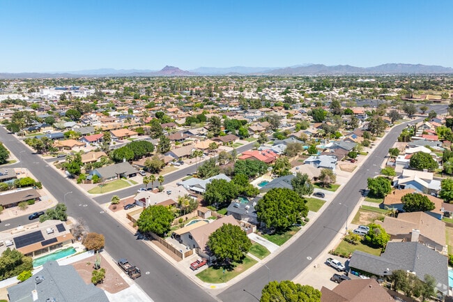 Foster community spirit at Reed Park's inviting surroundings.
