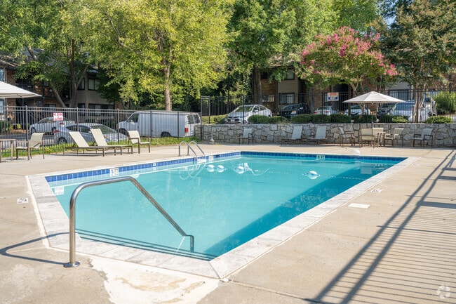 Park on Clairmont, Atlanta, GA 30329 - photo 2