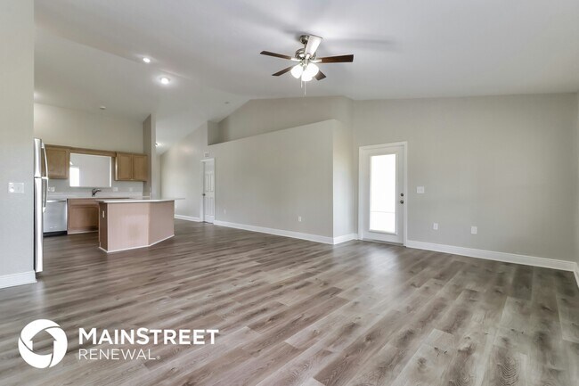 7960 Sugar Pine Blvd, Lakeland, FL 33810 - photo 2