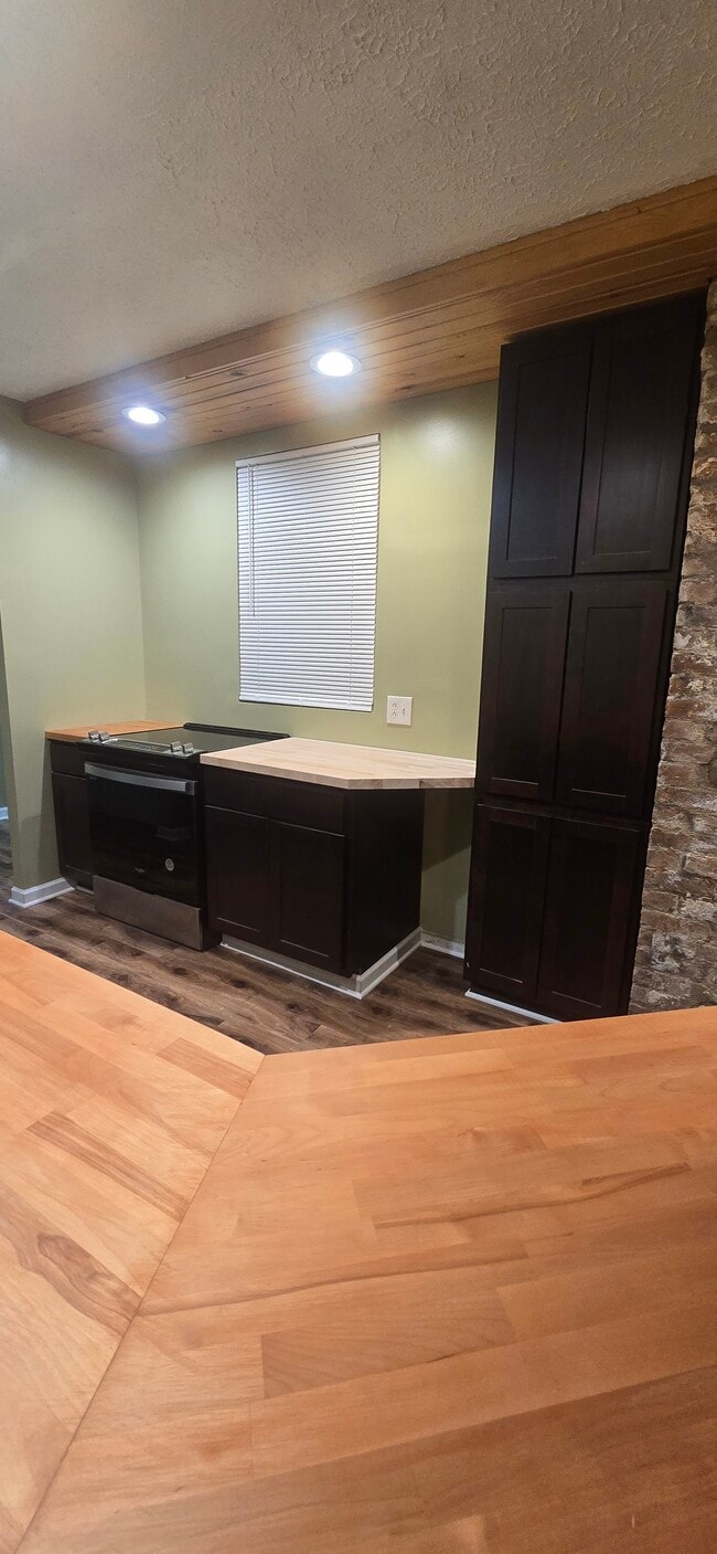 1515 Lingo St unit 1, Cincinnati, OH 45223 - photo 6