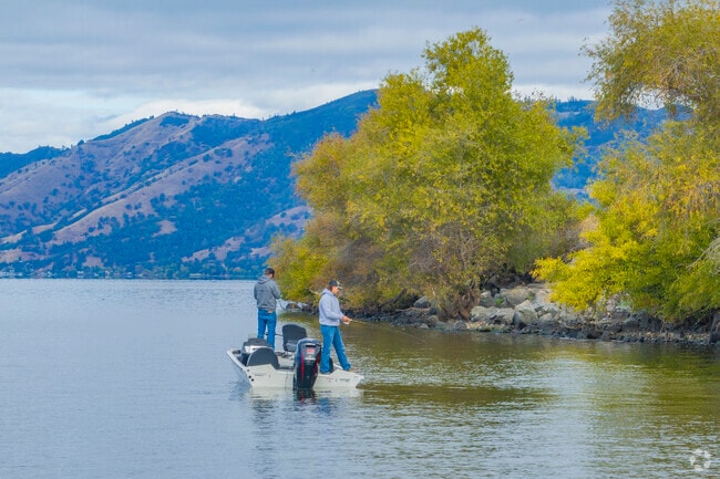 Anglers enjoy prime fishing spots along Lucerne’s Clear Lake shoreline.
