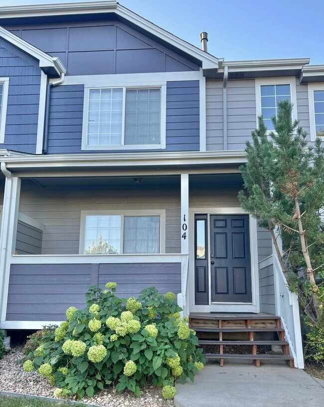 19213 E Idaho Dr, Aurora, CO 80017