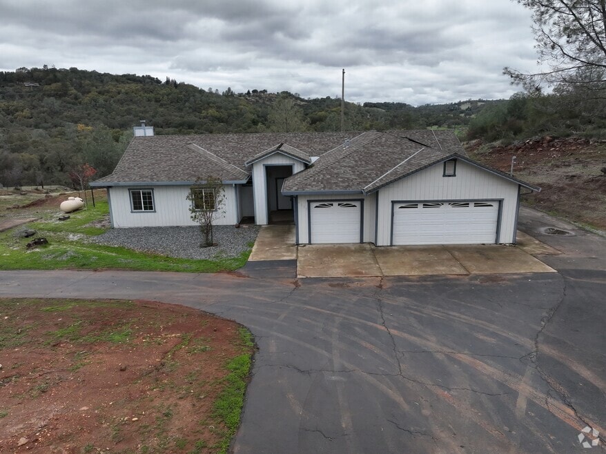 1261 Jurgens Rd, Rescue, CA 95672 - photo 2