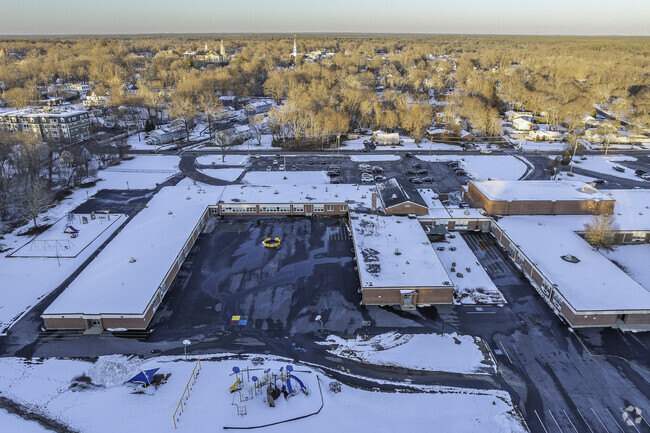 Mary K. Goode Elementary School: Dedicated faculty, modern facilities, academic excellence.