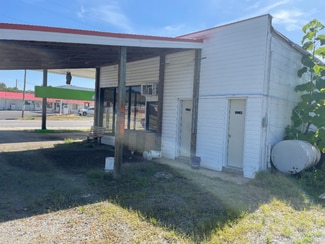 102 E Green St, Macclesfield, NC 27852