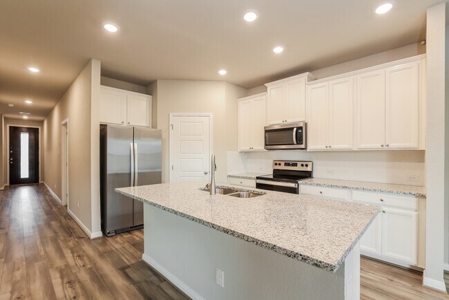 1239 William Crest, New Braunfels, TX 78130 - photo 6