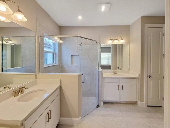 11019 Devonbridge Dr, Palmetto, FL 34221 - photo 7