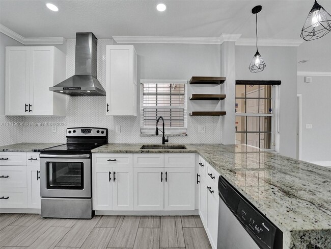 17954 SW 10th Ct, Pembroke Pines, FL 33029 - photo 5