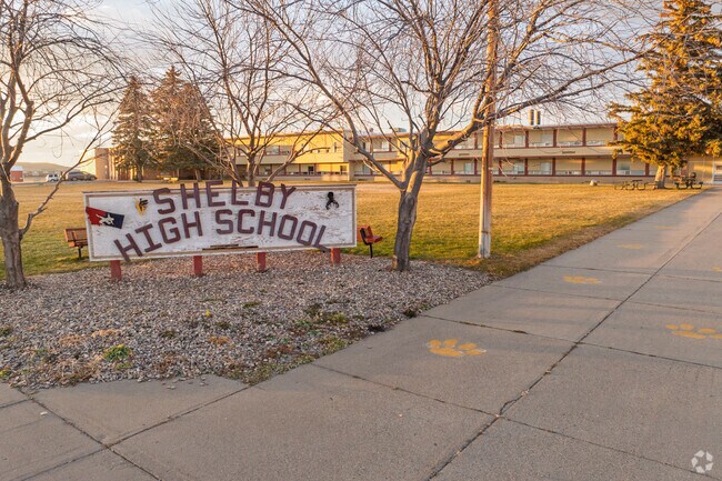 Shelby High School showcases its welcoming entry at the heart of the Shelby community.