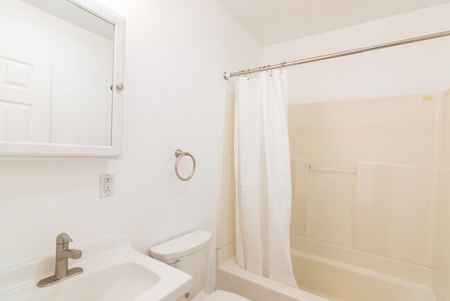 21 Westbourne Terrace unit 3, Brookline, MA 02446 - photo 6