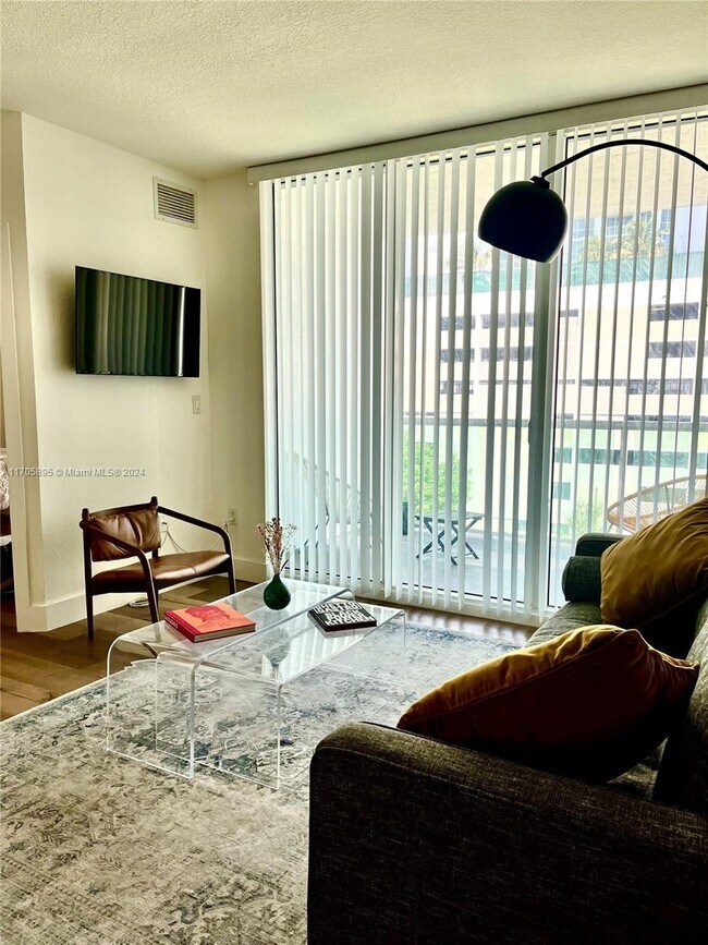 500 NE 2nd Ave unit 601, Miami, FL 33132 - photo 3