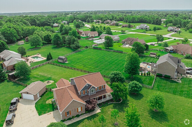 Hunter blends rural charm with suburban convenience near Middletown.