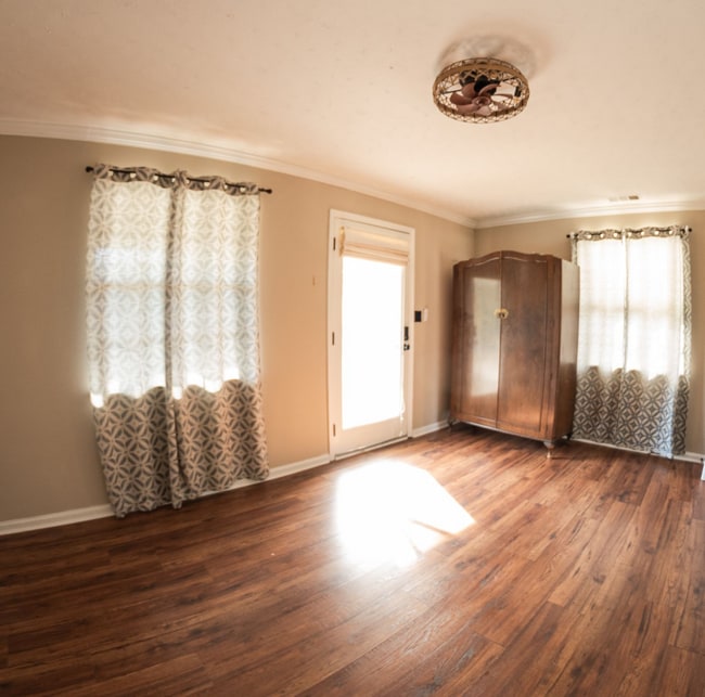 Entrance/Living Room
