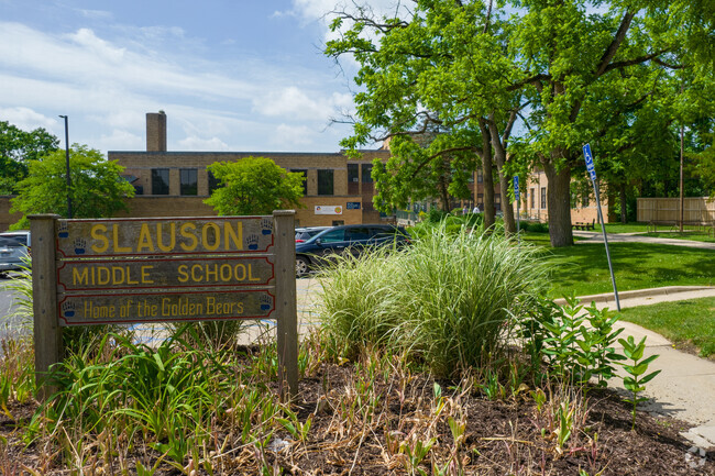 Slauson Middle School is highly-rated on Niche and located on the west side of Ann Arbor.