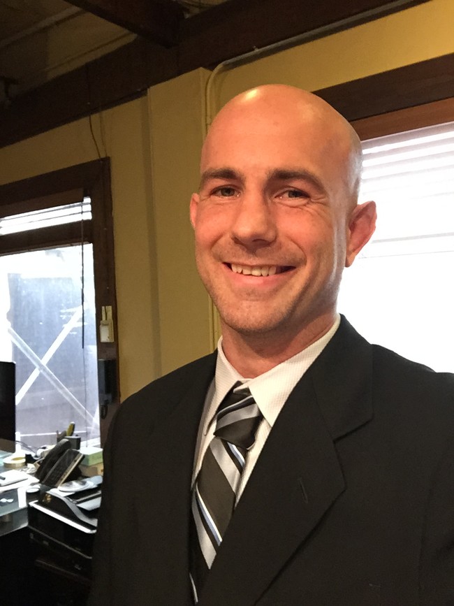 Agent Photo