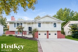909 NE 81st St, Kansas City, MO 64118