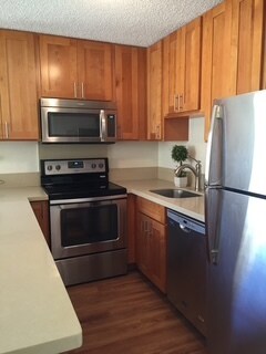 The Four Paddles unit 1701, Honolulu, HI 96815 - photo 6