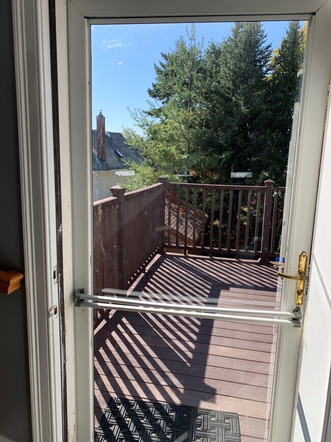 3 Commercial St unit 2, Marblehead, MA 01945 - photo 4