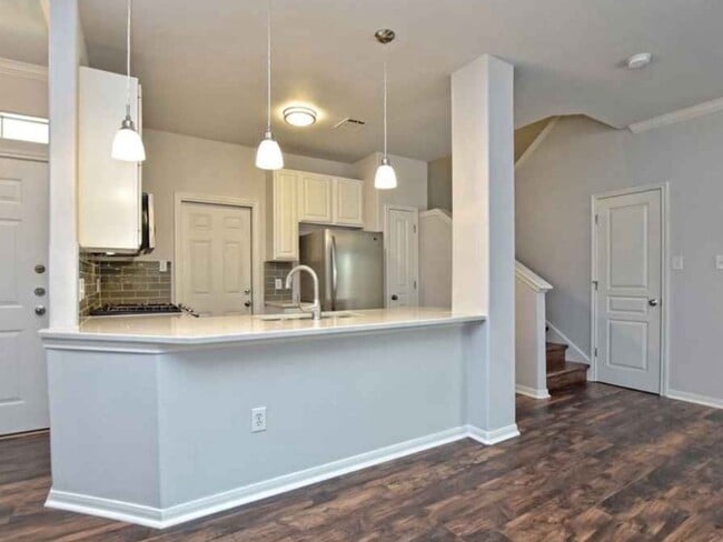 3300 Forest Creek Dr, Round Rock, TX 78664 - photo 6