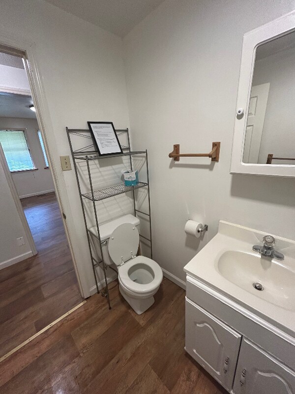 7370 E Dupont Ave, Glasgow, WV 25086 - photo 7