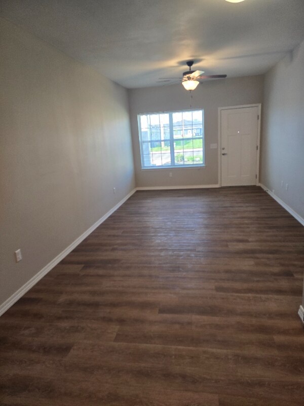 907 Rocky Ln Unit 702D, Willard, MO 65781