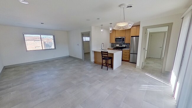 924 10th Ave unit 1, Huntington, WV 25701 - photo 2