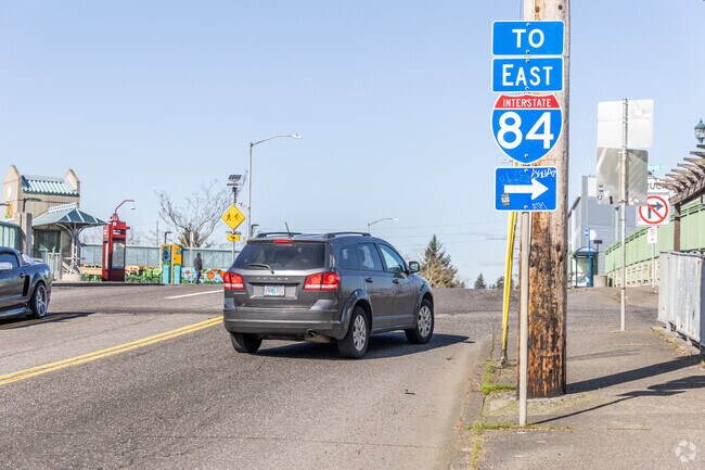 Interstate 84 is easily accessible from Montavilla.