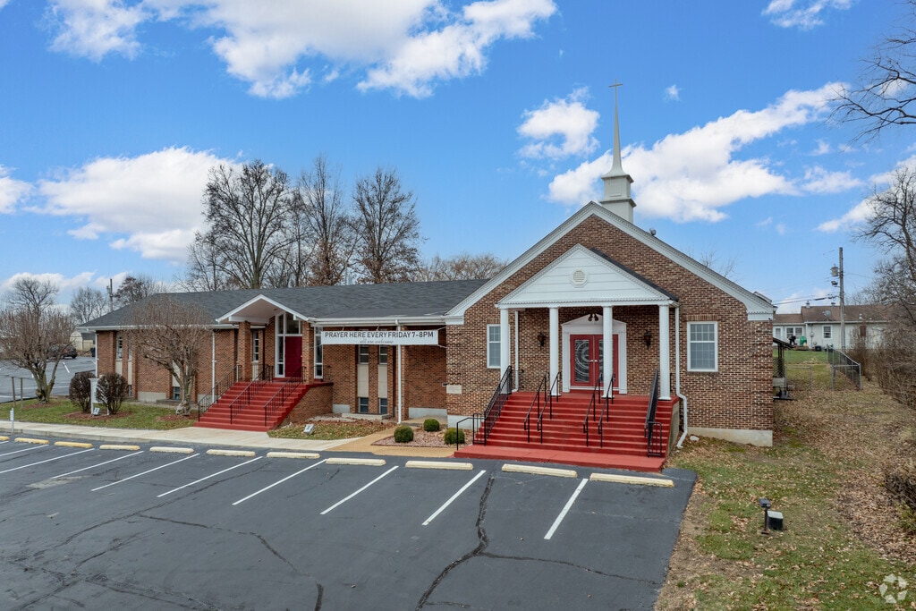 Grace Care Christian Academy is a private institution serving the Saint Charles area.