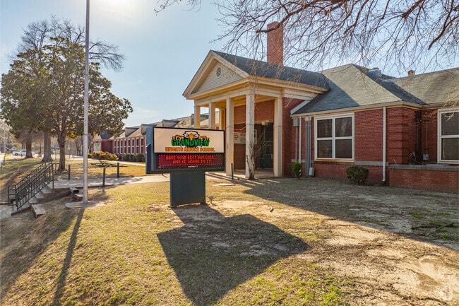 Grandview Heights Middle School is a public Middle School in Memphis, TN.