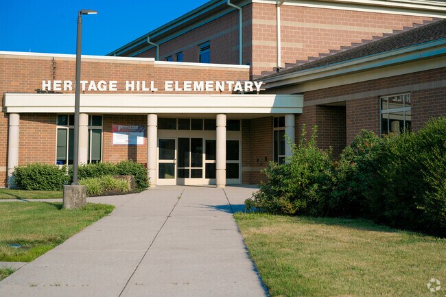 The front entrance of Hilltop Elementary School welcomes all students, staff, and faculty.