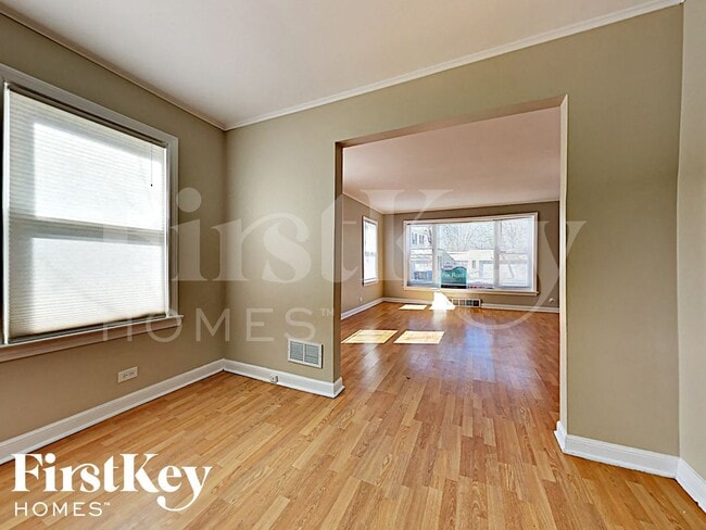 1573 W 100th Place, Chicago, IL 60643 - photo 3