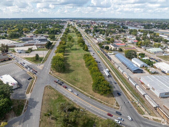 Liberty Park offers quick access to the Leo P. Rooff Expressway, perfect for daily commutes.