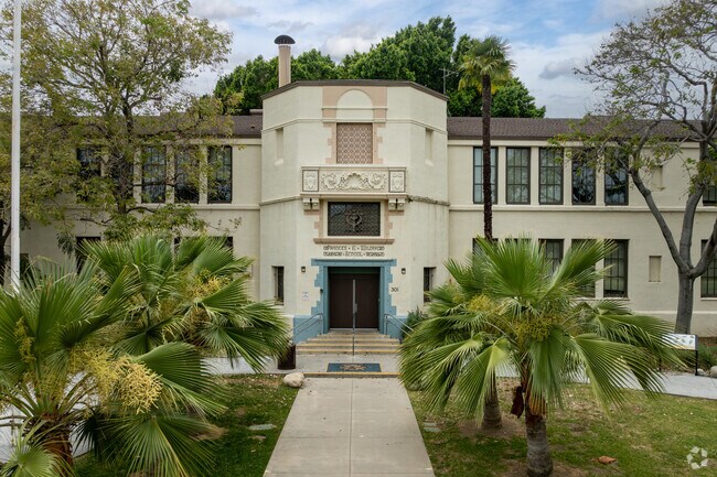 Willard Elementary School is located in The San Marino Unified School District.