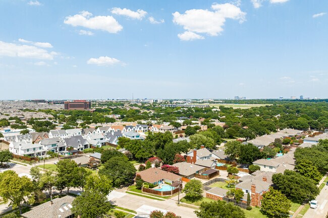 The Reservation is close to a variety of parks, trails, and recreation facilities.