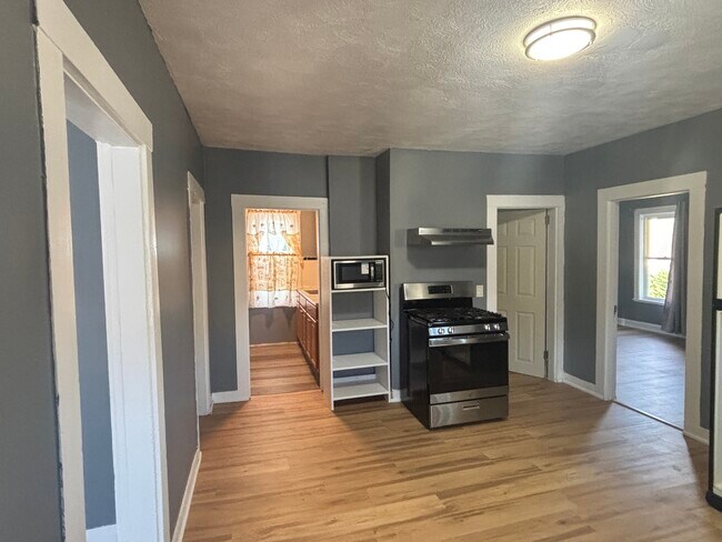 29 Derby St unit 1, Somerville, MA 02145 - photo 6